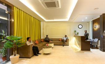 Hotel Avalon Palms Agra