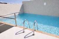 Days Inn by Wyndham Playa del Carmen - مسبح على السطح