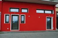 Luxar Room