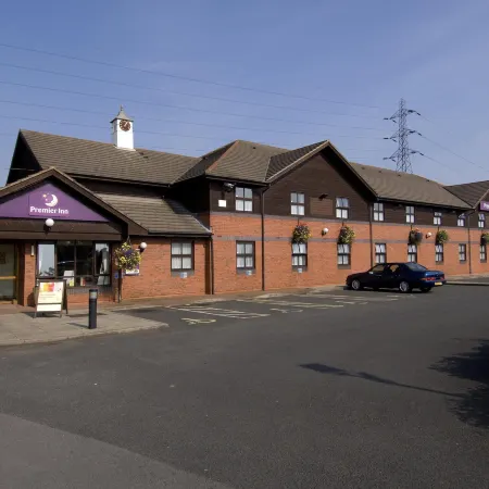 Walsall (M6, J10)