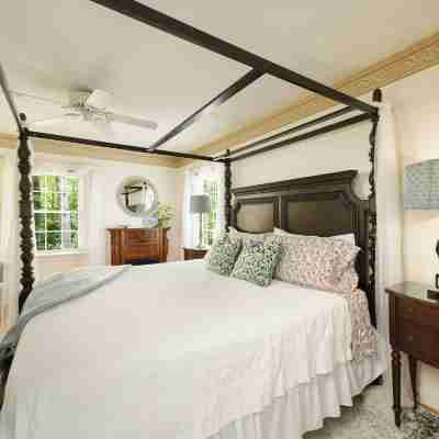 Colonial Gardens B & B Rooms