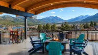 Expedition Lodge Estes Park at Rocky Mtn National Park - Pools
