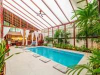 Uva Blue Villas - Pool House - AC, 3 Ensuite bedrooms, 8 guests, Koi Fish Pond - Villas