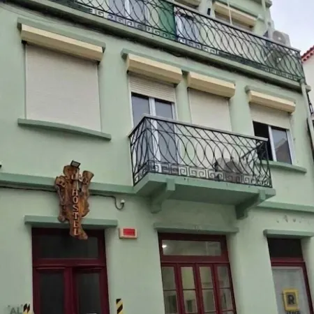 Bruma Hostel