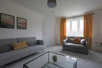 The Haven – Modern 4-Bed Home with Garden