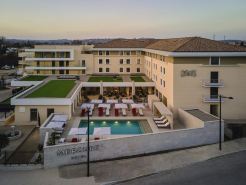 Mercure Avignon TGV Hotel et Spa