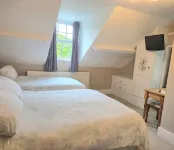 The Countryman Hotel