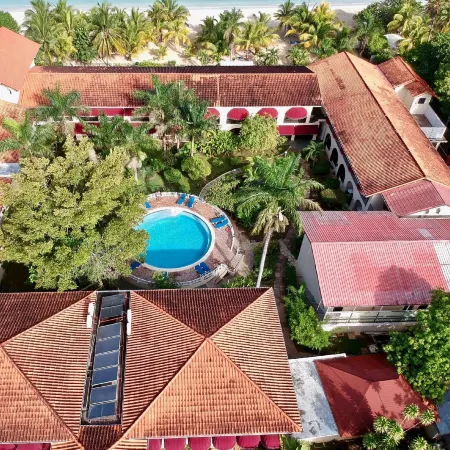 Charela Inn Отели в г. Негрил