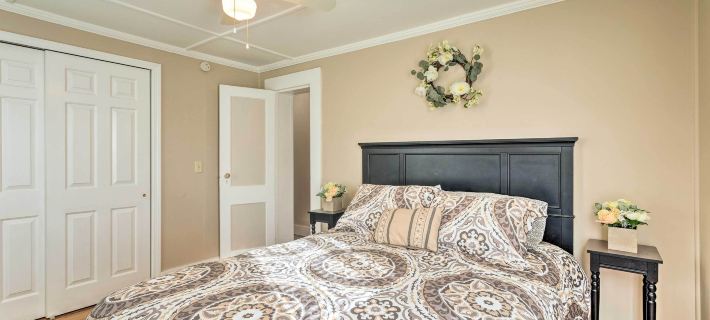 Newport House < 3 Mi to Beaches & Bowens Wharf! Hotels in Newport