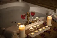 Triada Hotel Büyükada - Romantik