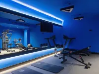 3 Pines Design Living - Gym