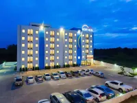 โรงแรมฮ็อป อินน์ นครสวรรค์ - ที่มีที่จอดรถ