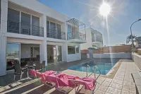 Protaras Pearl Villa Pe16 - 2-Star