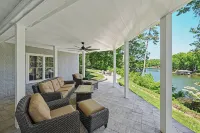 Spacious Lakefront Home w/ Boat Dock, Fire pit & Pool Table - Dogs OK - 4-Star