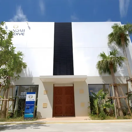 HOTEL　NOAH
