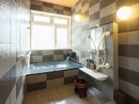 Aoshima Fisherman's Beachside Hostel & Spa - Hot Springs