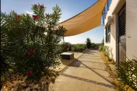 Sasha Apartment - Panoramic View with Pool - 2-Star