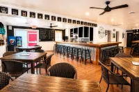 The Waypoint - Quầy bar