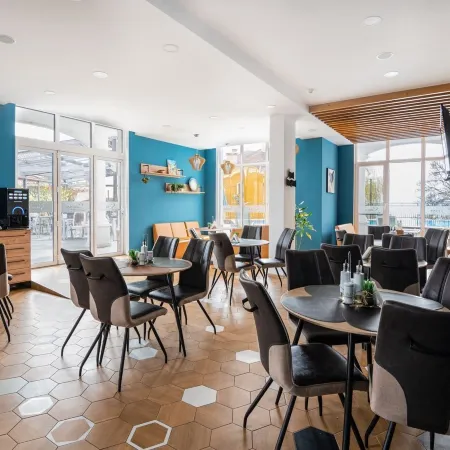 Hotel Samara with Relax Area