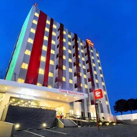 Monoloog Hotel Pekanbaru
