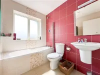 Centrally Located 2bed Duplex -  Ferienwohnungen
