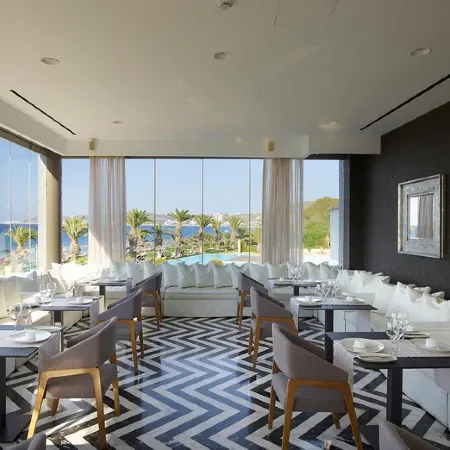 The Ixian Grand & All Suites