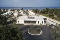 The Olivar Suites - Pools