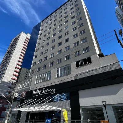 Tulip Inn Vila Velha Hotels near Anchieta Palace