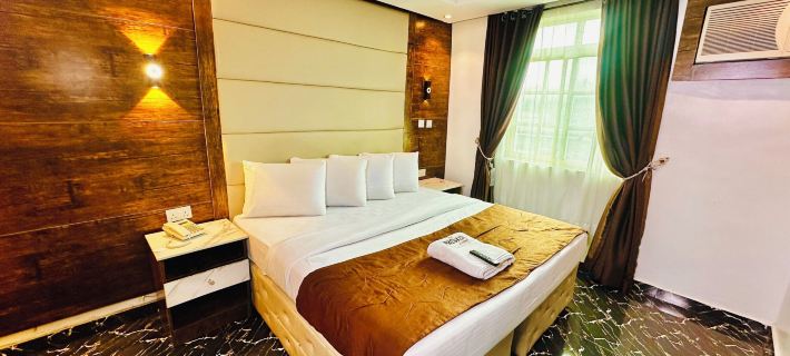 Presken Hotel K-One, Bank Anthony, Lagos Отели в г. Айкжа