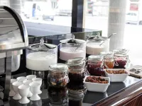 Quentin Boutique Hotel Hotels near Admiralspalast