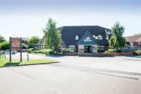 Premier Inn Tamworth Central Hotel - 駐車場