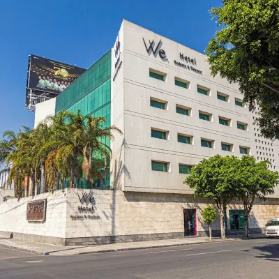 We Hotel Aeropuerto Hotels near Venustiano Carranza