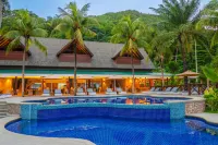 Paradise Sun Hotel Seychelles - Beach