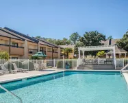 Quality Inn & Suites Pensacola Bayview - Pools