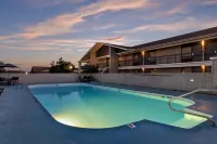 Best Western University Inn - 3-Star