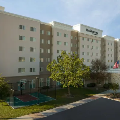 Residence Inn San Antonio Six Flags® at the Rim Hoteles cerca de Parque Temático Six Flags Fiesta Texas