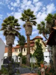 Calacoto King Suite | Garden + Concierge - 2-Star