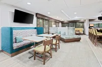 Hampton Inn Perry - 2-Star