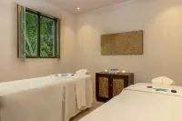 Waves Resort & Spa, An Autograph Collection All-Inclusive Resort - spa