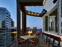 Hampton Inn and Suites Atlanta Midtown Hotels near وسط المدينة أتلانتا