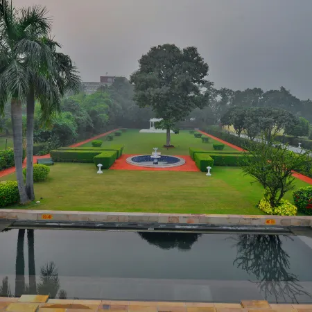 Taj Nadesar Palace