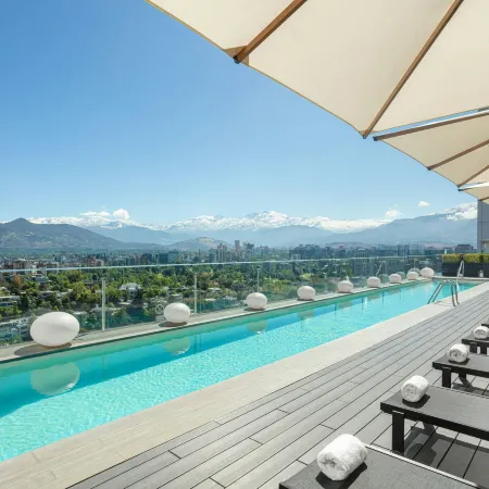 W Santiago