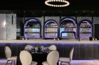 The Olive Ann Hotel, Grand Forks, a Tribute Portfolio Hotel - Bares