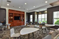 Residence Inn Charlotte Concord - parking