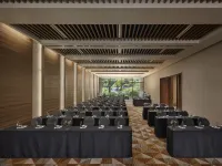 Mandarin Oriental, Santiago Hotels near Lastarria