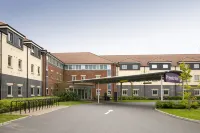 Premier Inn London Heathrow Airport (M4/J4) Hotel - ที่มีที่จอดรถ