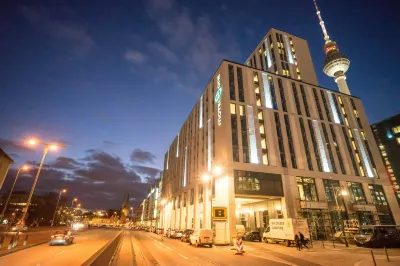 Motel One Berlin-Alexanderplatz Hoteles en Mitte