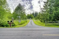 On Hobby Farm: Whidbey Island Tiny Home - 3-Star