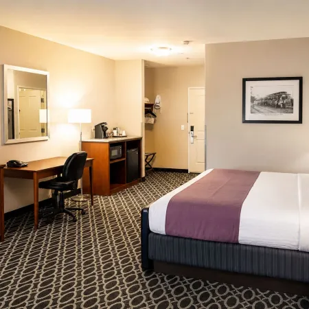 Bluemont Hotel