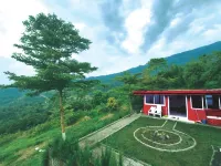 Rumah Merah Salak Villa & Camping Ground - 3-Star